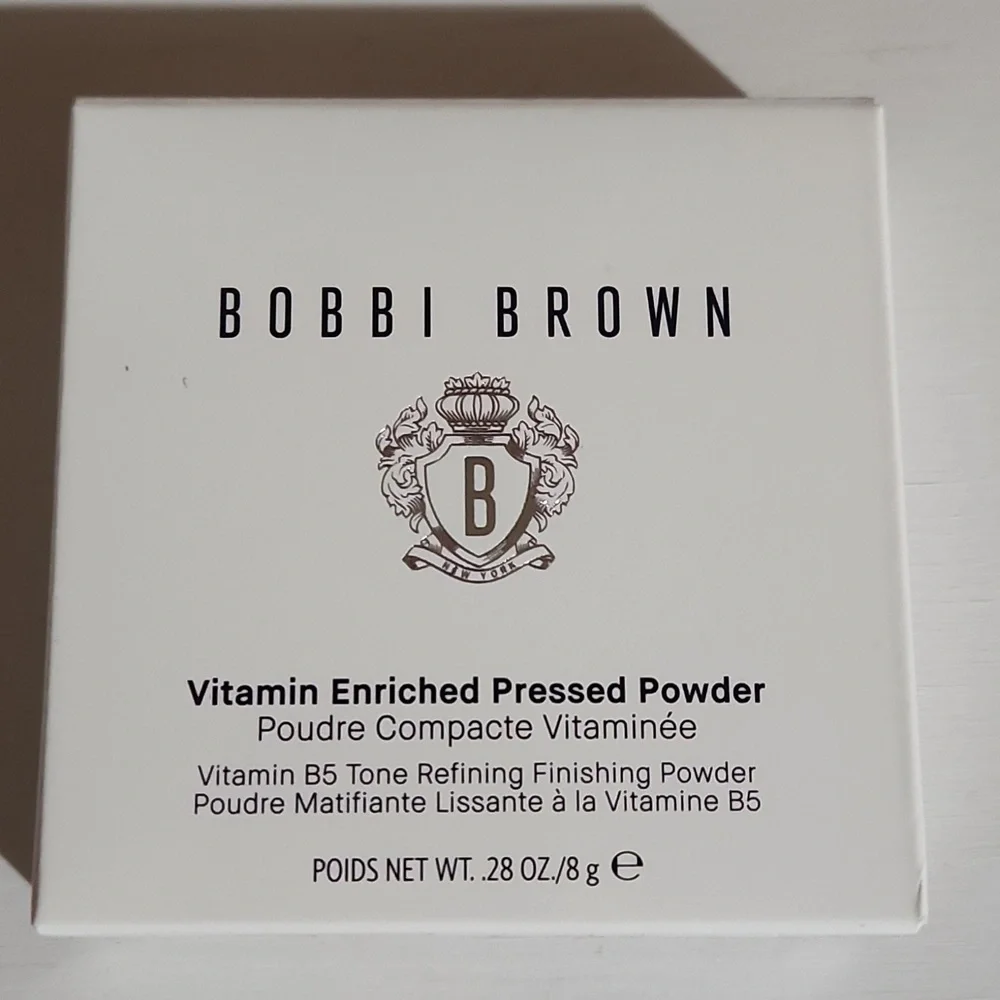BOBBI BROWN Yellow Vitamin Enriched Pressed Powder